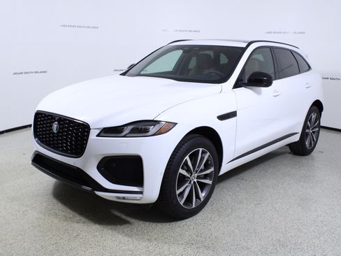 New 2026 Jaguar F-PACE R-Dynamic S image 4