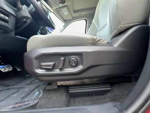 Used 2024 Toyota Sequoia Limited image 14