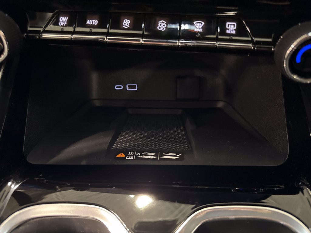 New 2027 Chevrolet Traverse RS AWD/4WD image 17