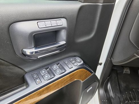 Used 2015 Chevrolet Silverado 1500 LTZ AWD/4WD image 20
