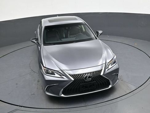 Used 2019 Lexus ES 350 w/ Accessory Package 2 FWD image 25