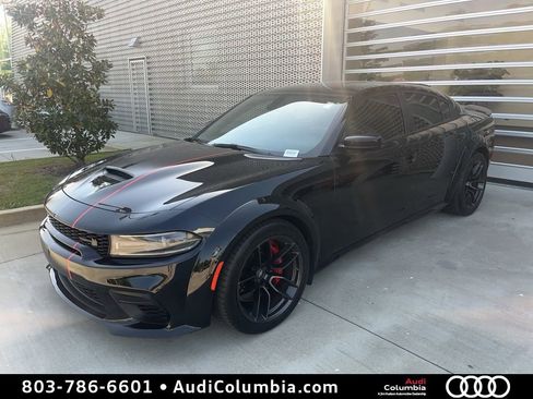 Used 2022 Dodge Charger Scat Pack RWD image 2