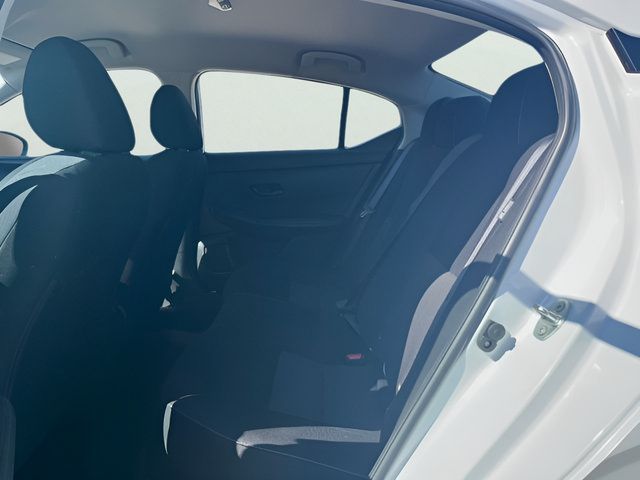 Used 2025 Nissan Sentra SV FWD image 30