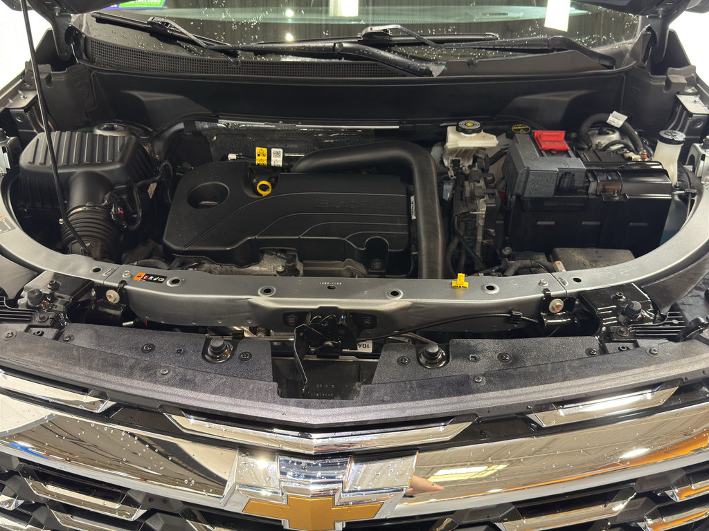 Used 2026 Chevrolet Equinox LT AWD/4WD image 33