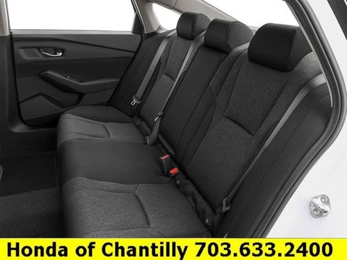 Certified 2025 Honda Accord SE image 11