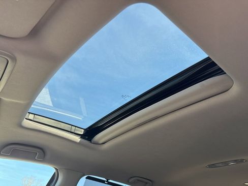 Used 2022 Honda Pilot Special Edition image 4