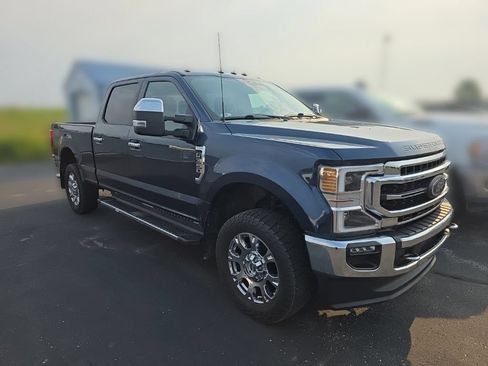 Used 2020 Ford F350 Lariat w/ Lariat Ultimate Package AWD/4WD image 3