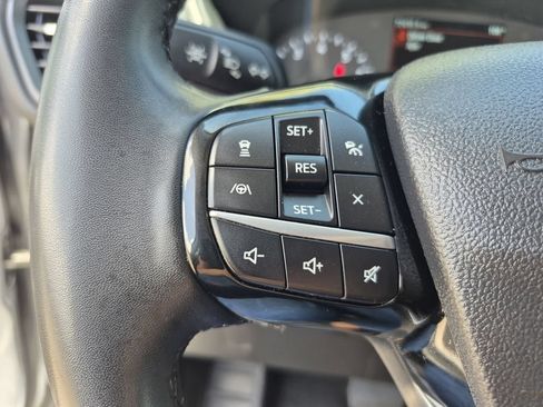 Used 2022 Ford Escape SEL FWD image 19