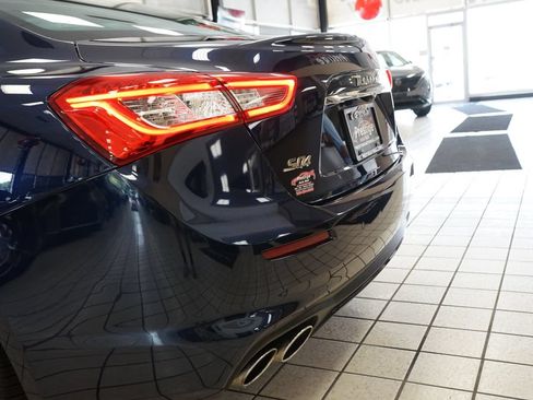 Used 2019 Maserati Ghibli S GranLusso AWD/4WD image 16