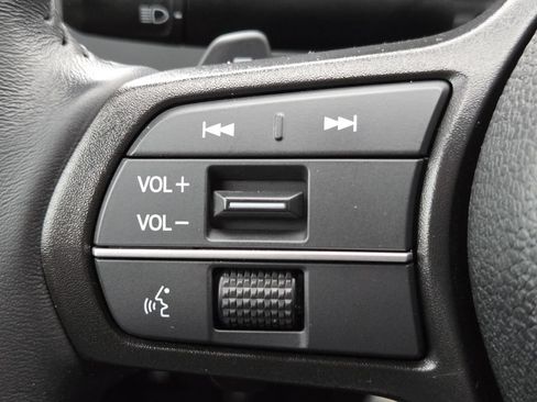 Used 2023 Honda Accord Sport image 12