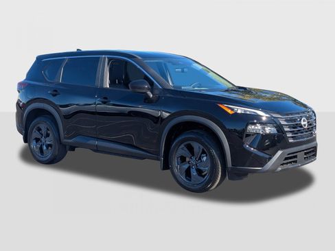 New 2026 Nissan Rogue SV FWD image 8