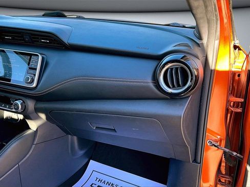 Used 2019 Nissan Kicks SR w/ SR Premium Package image 24