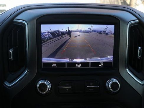 Used 2022 GMC Sierra 1500 Denali w/ Denali Premium Package image 25