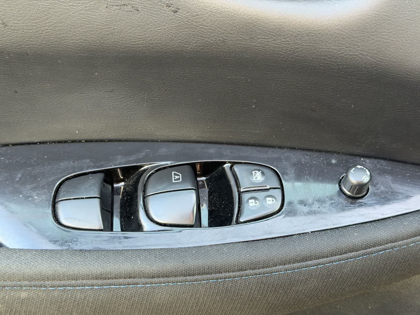 Certified 2022 Nissan Leaf SV Plus FWD image 11