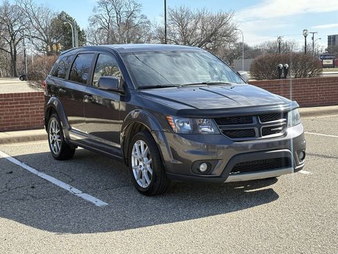 Used 2015 Dodge Journey R/T w/ Flexible Seating Group FWD image 3