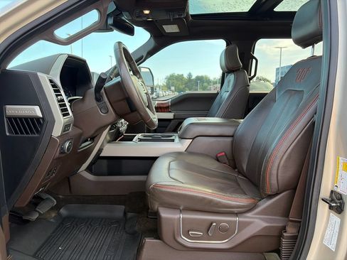 Used 2017 Ford F450 King Ranch w/ Tow Technology Bundle AWD/4WD image 15