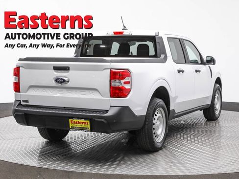 Used 2023 Ford Maverick XL image 5