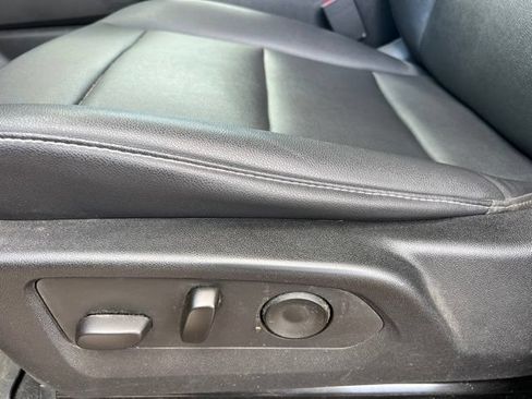Used 2023 GMC Canyon Elevation w/ Elevation Premium Package AWD/4WD image 19