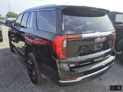 Used 2026 GMC Yukon Elevation RWD image 2