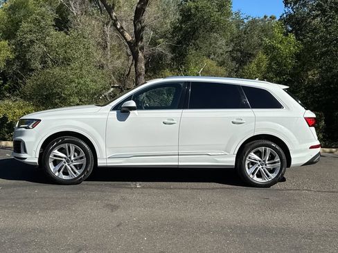 Used 2023 Audi Q7 3.0T Premium Plus AWD/4WD image 8