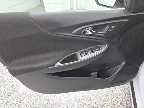 Used 2024 Chevrolet Malibu LT image 19