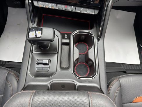 Used 2023 GMC Sierra 1500 AT4 image 19