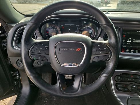 Used 2018 Dodge Challenger GT w/ Driver Convenience Group image 17