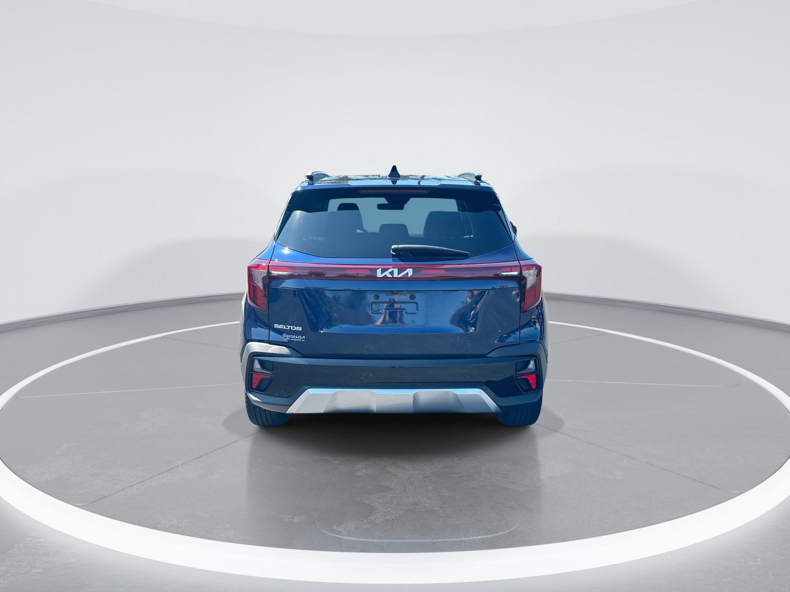 Used 2024 Kia Seltos EX FWD image 8