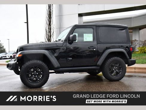 Used 2021 Jeep Wrangler Sport AWD/4WD image 1