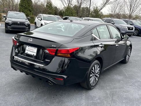Used 2023 Nissan Altima 2.5 SV w/ SV Premium Package image 4