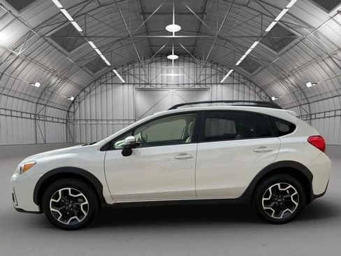 Used 2016 Subaru Crosstrek 2.0i Limited image 9
