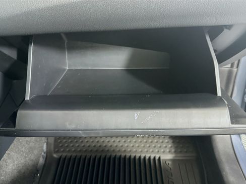 Used 2023 Toyota Corolla LE FWD image 31