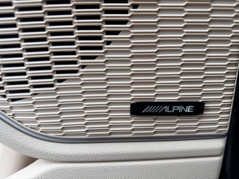 Used 2021 Jeep Grand Cherokee L Limited image 22