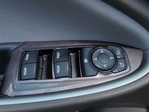 Used 2023 Chevrolet Malibu LT FWD image 15