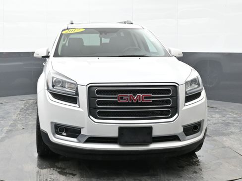 Used 2017 GMC Acadia Limited SLT image 2