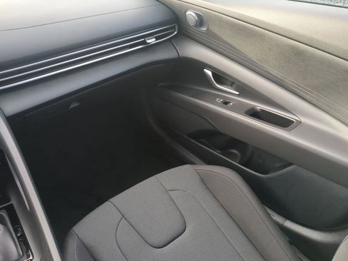 New 2025 Hyundai Elantra SE FWD image 15