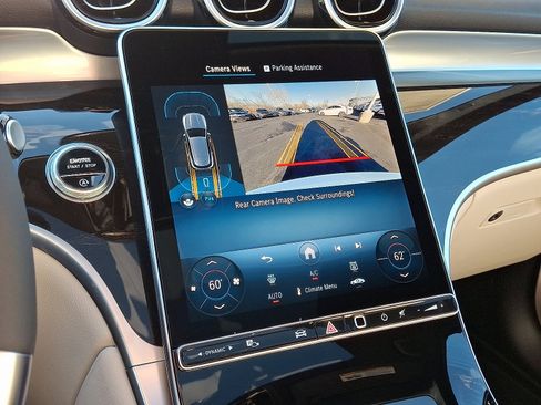 Used 2026 Mercedes-Benz GLC 300 GLC 300 image 15