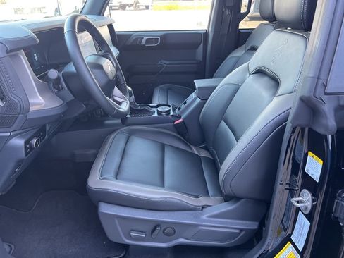 New 2025 Ford Bronco Outer Banks image 11