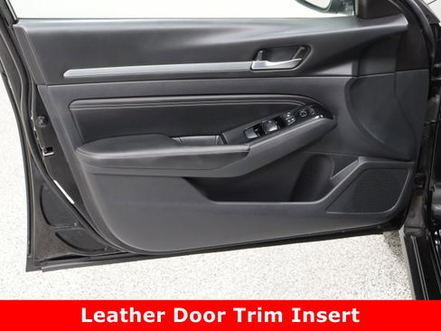 Used 2023 Nissan Altima 2.5 SL image 12