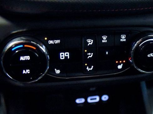 Used 2022 Chevrolet TrailBlazer RS w/ Sun and Liftgate Package image 20