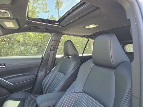Used 2023 Toyota Corolla Cross SE w/ Convenience Package image 24