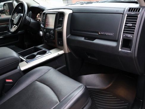 Used 2014 RAM 1500 Laramie w/ Convenience Group image 11
