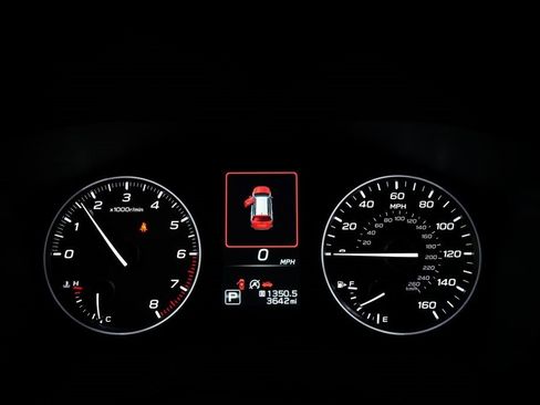 Certified 2025 Subaru Outback Premium image 2