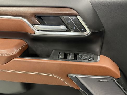 Used 2024 GMC Sierra 2500 Denali Ultimate image 20