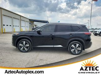 Used 2023 Nissan Rogue Platinum w/ Platinum Premium Package image 1