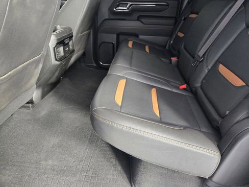 Used 2024 GMC Sierra 2500 AT4 w/ AT4 Premium Plus Package image 35