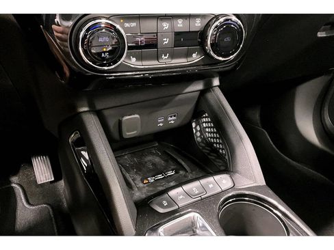 Used 2025 Chevrolet TrailBlazer ACTIV w/ Convenience Package FWD image 24