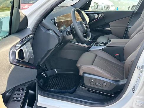 New 2026 BMW X3 xDrive30 w/ Premium Package image 4