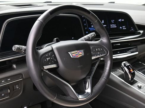Certified 2024 Cadillac Escalade ESV Sport AWD/4WD image 11
