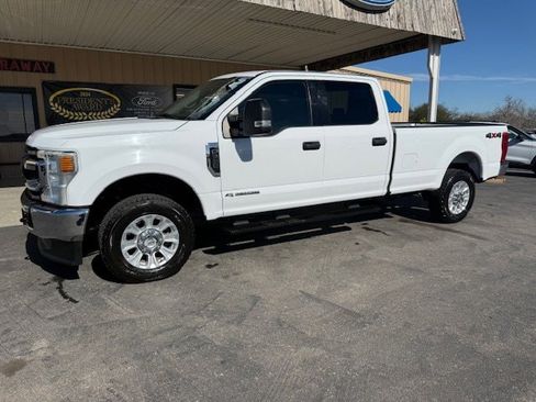 Used 2022 Ford F250 XLT image 2